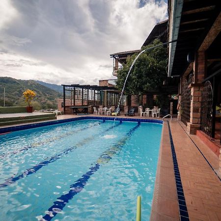 Hosteria De La Plaza Menor Santa Fe de Antioquia Buitenkant foto