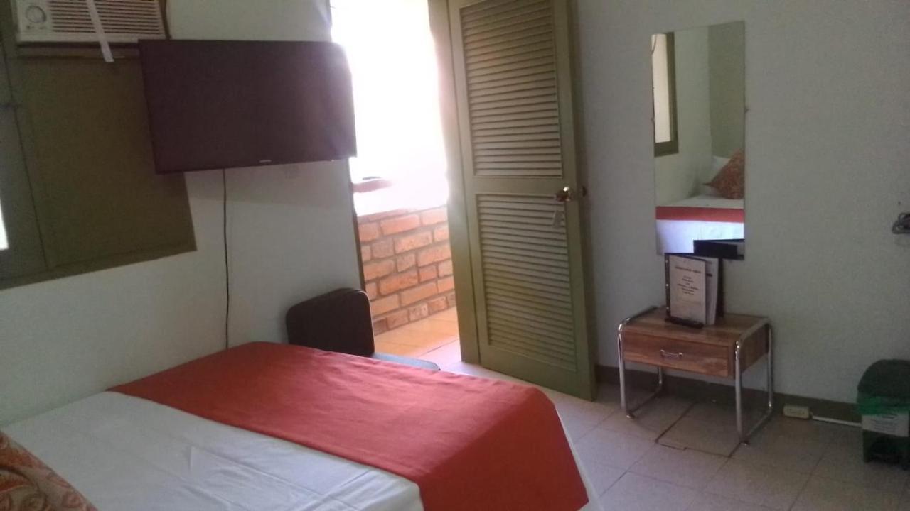 Hosteria De La Plaza Menor Santa Fe de Antioquia Buitenkant foto