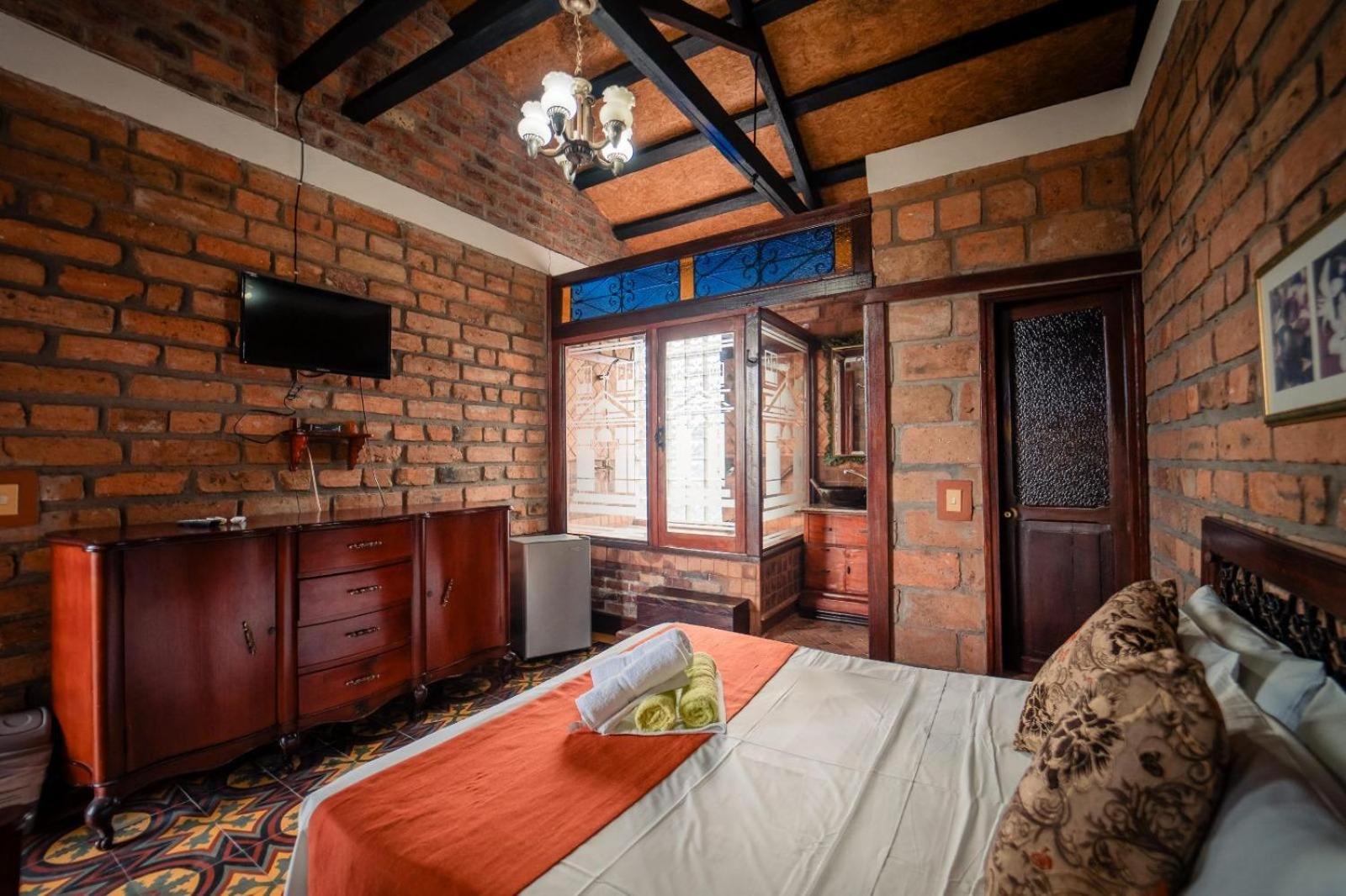 Hosteria De La Plaza Menor Santa Fe de Antioquia Buitenkant foto