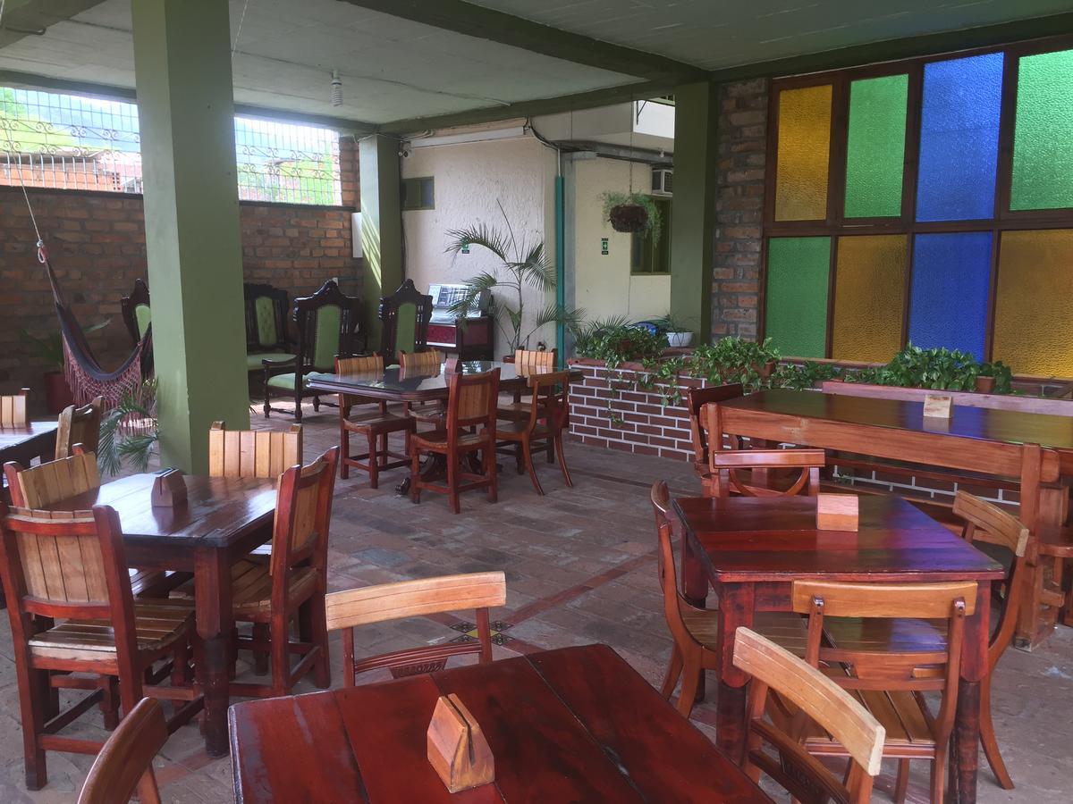Hosteria De La Plaza Menor Santa Fe de Antioquia Buitenkant foto